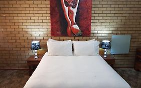 Mountain View Country Estate